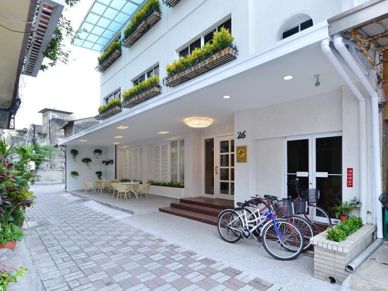 Ing Wang Hotel Tainan Exterior foto